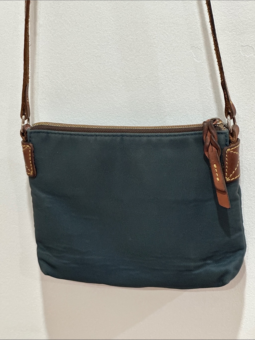 Dooney & Bourke navy blue Nylon Crossbody Pouchette—please read! - Picture 3 of 10